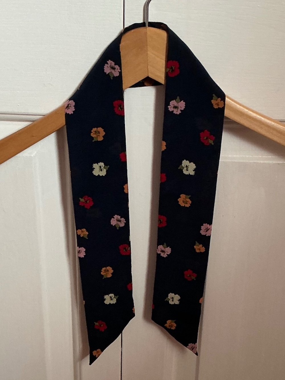 Madewell | Silk Twill Tie Bandana Scarf Navy Red Navy White Yellow Floral